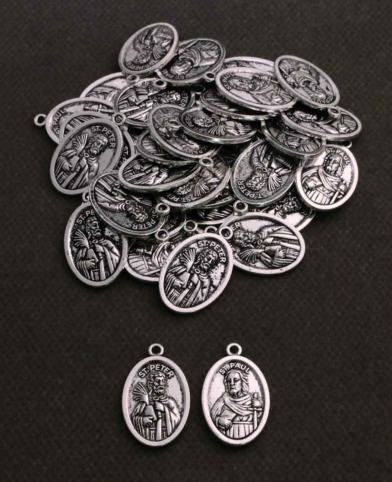 20pcs Saint Peter and Saint Paul Catholic Medals – Oval Religious Charms for DIY Jewelry and Rosaries